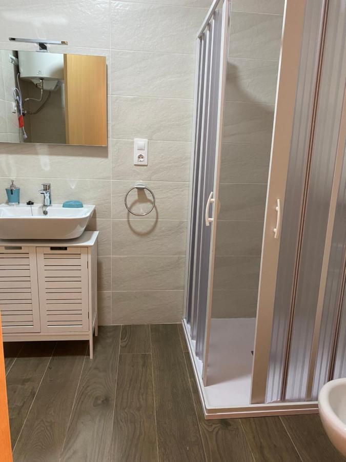 La Andana Apartment Macastre ภายนอก รูปภาพ